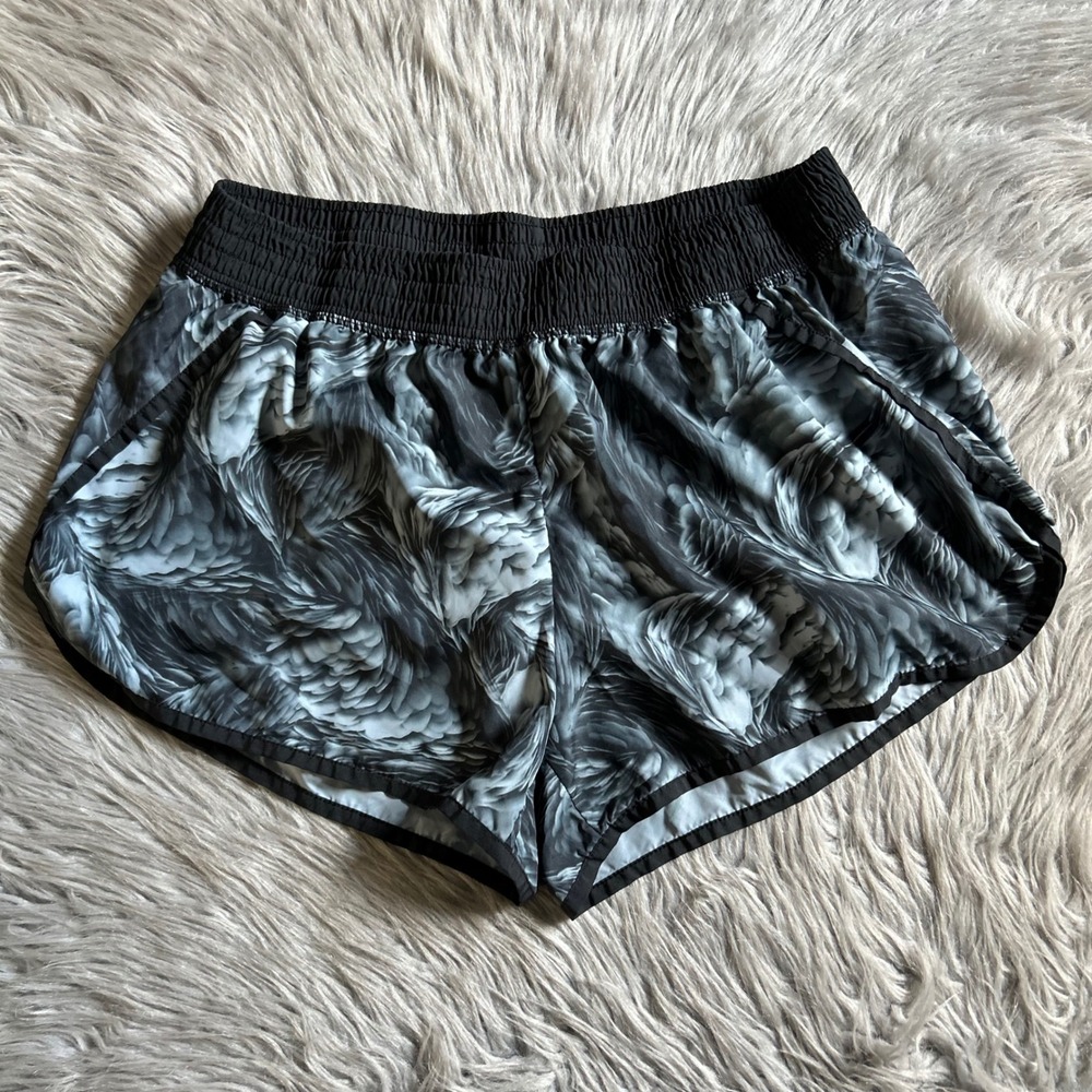 C9 By Champion Athletic Shots Womens Size XL‎ Black Gray Stretch Lined Short
